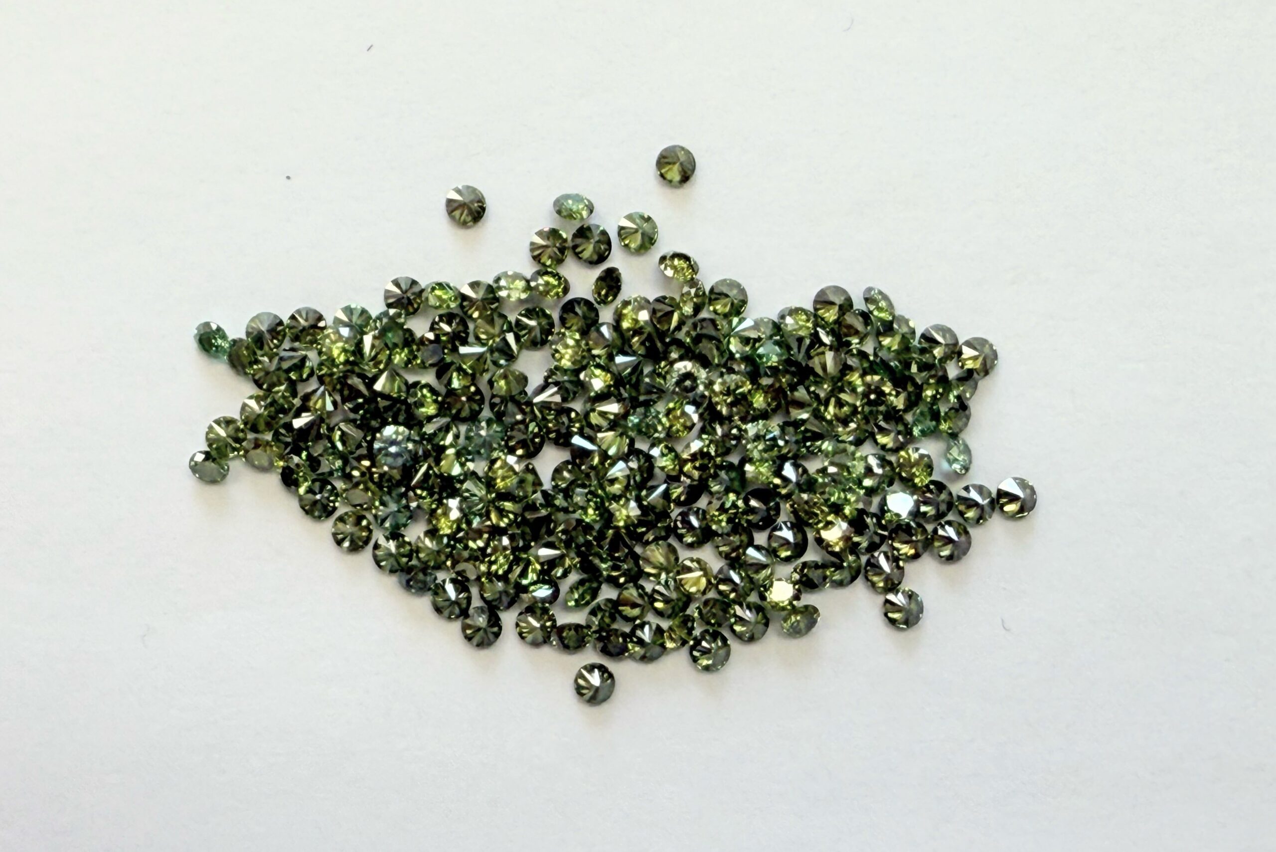 Forest-Green-Treated-Diamonds